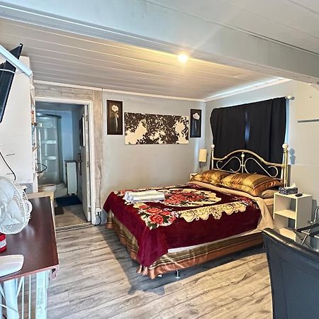 Guest Suite - Private Retreat - J-1 أبوتسفورد المظهر الخارجي الصورة