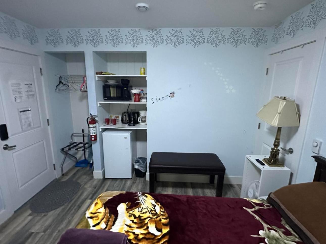Guest Suite - Private Retreat - J-1 أبوتسفورد المظهر الخارجي الصورة